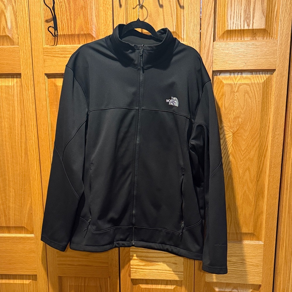 The North Face Men's Black Performance Jacket